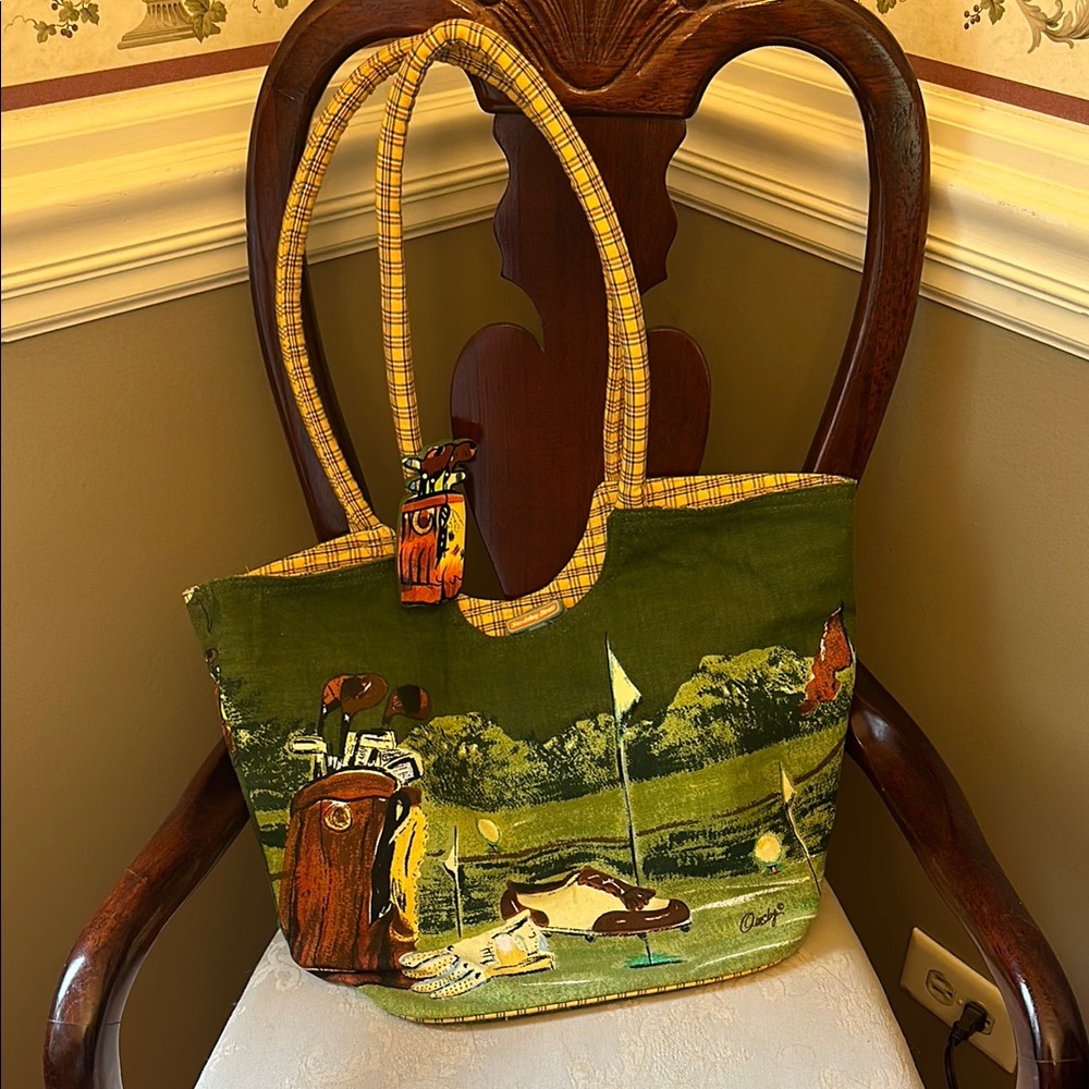 Anne Orrmsby painted canvas golf themed tote bag with zippered top